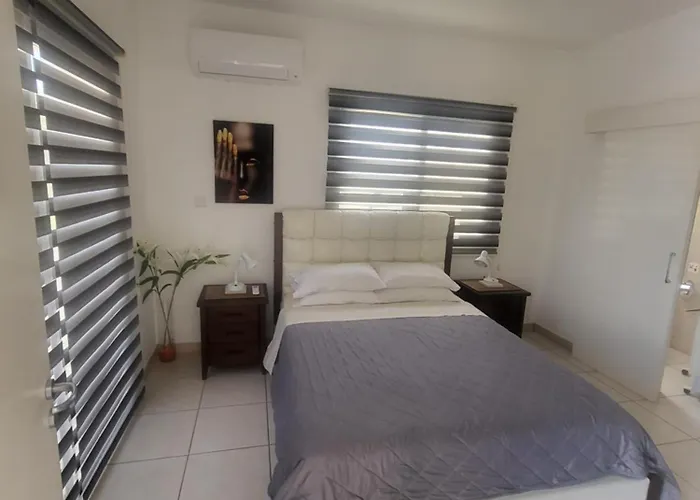 A- Luxury Sea Villa Next To The Beach