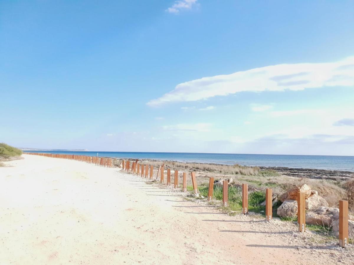 A- Luxury Sea Next To The Beach Vilă *